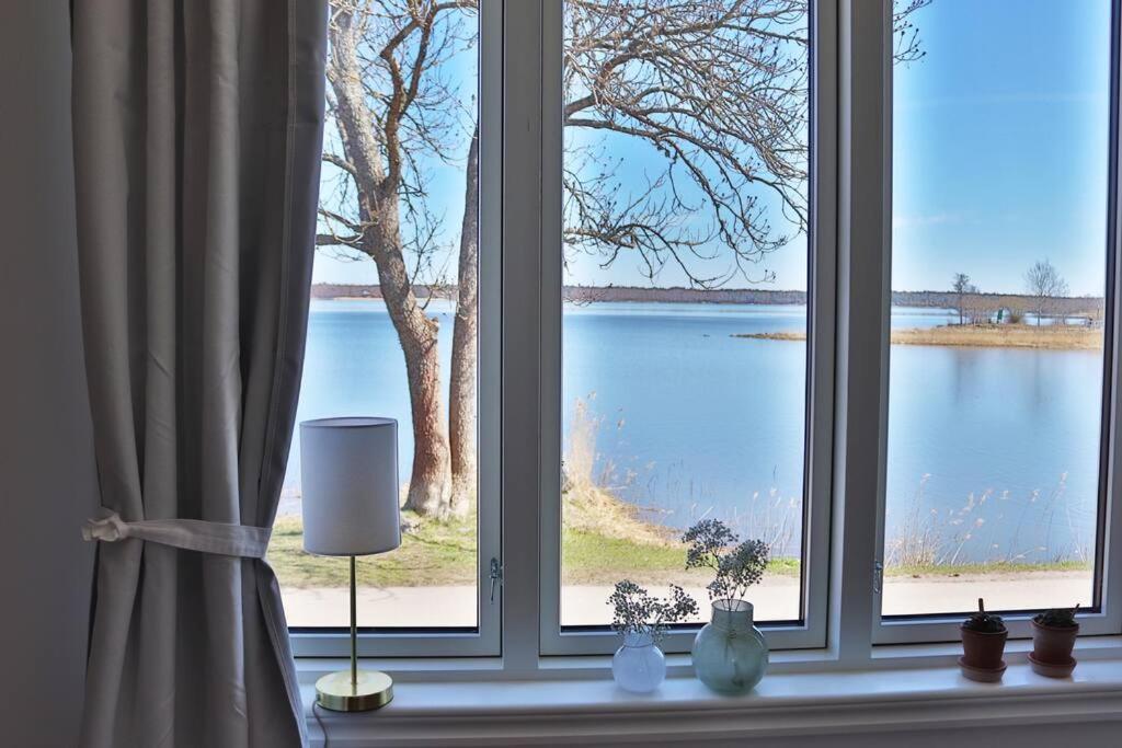 Captivating Harbor View Suite Östhammar Extérieur photo