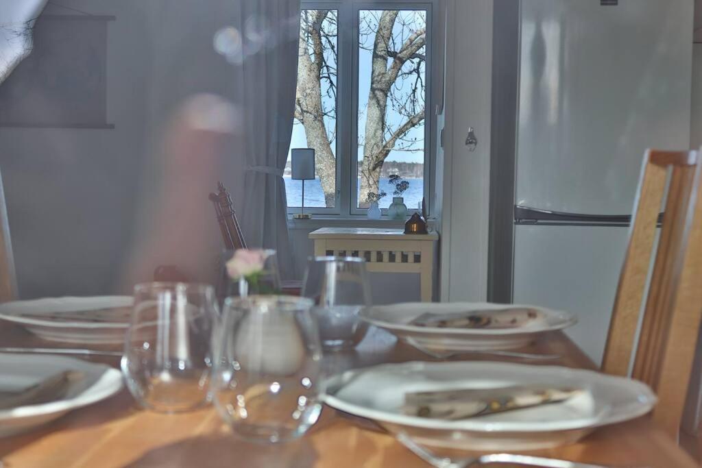 Captivating Harbor View Suite Östhammar Extérieur photo